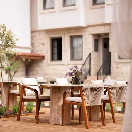 Hotel Perlacia *