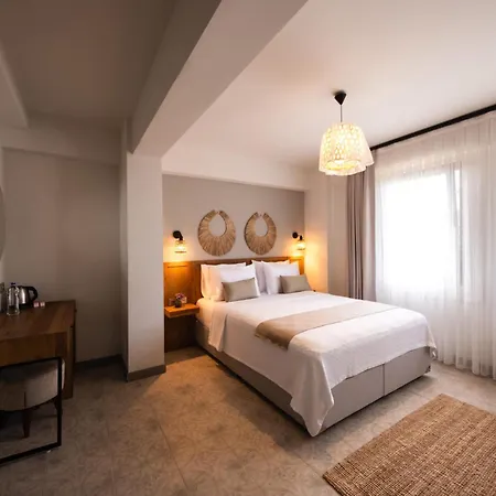 Perlacia Hotel *
